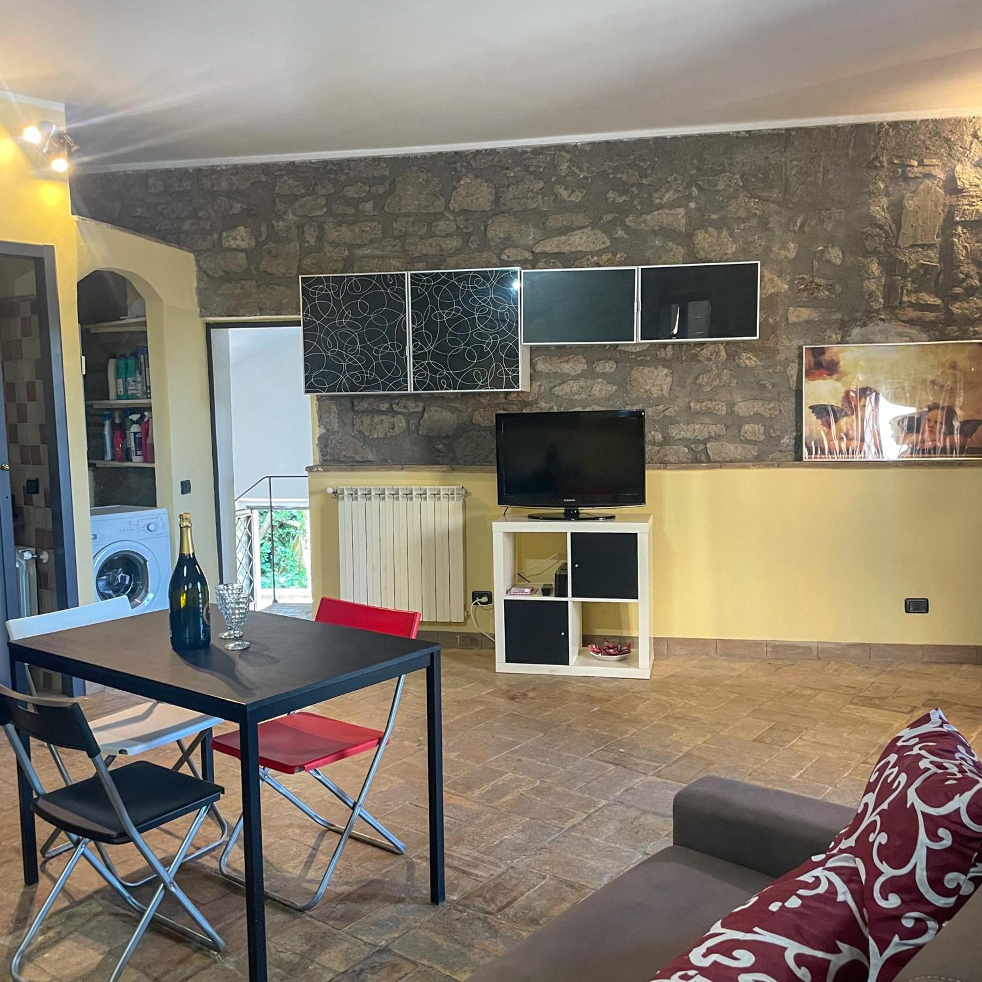 Appartamento La Casa Di Anastasiia Vitorchiano Esterno foto